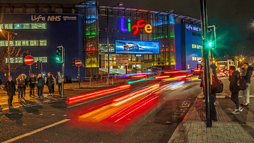 Benefits of OOH Advertising in Newcastle