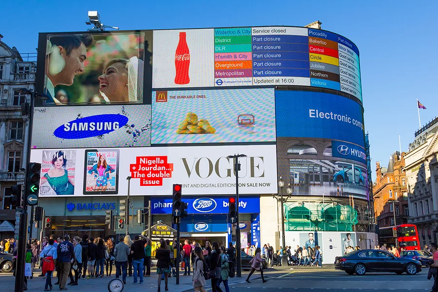 The Benefits of Out-of-Home Advertising in the UK